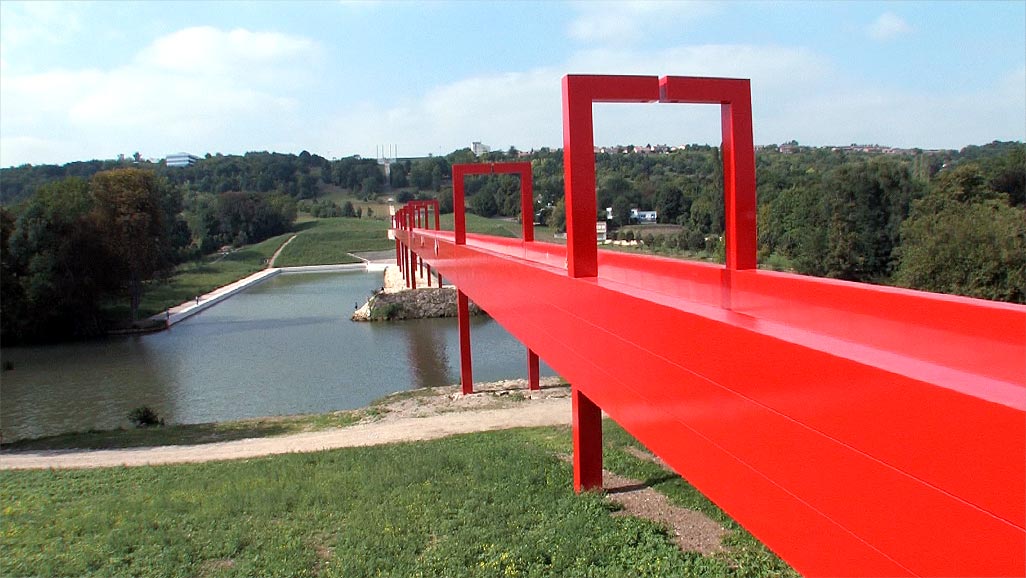 La Passerelle à Cergy – le pont Rouge